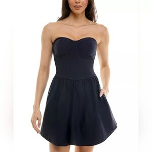 Women's Clothing (A122)